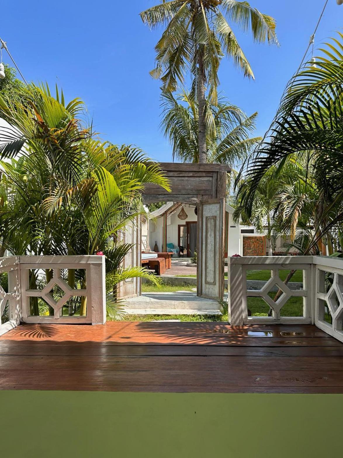 The White Key Luxury Villas Quần đảo Gili Ngoại thất bức ảnh